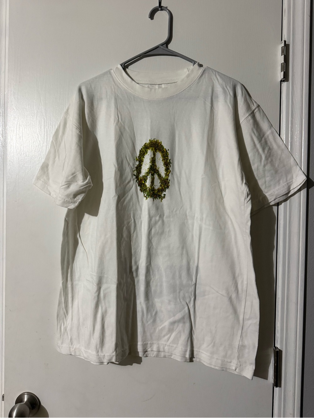 Travis Scott  Live in Concert with Green Peace Sign XL